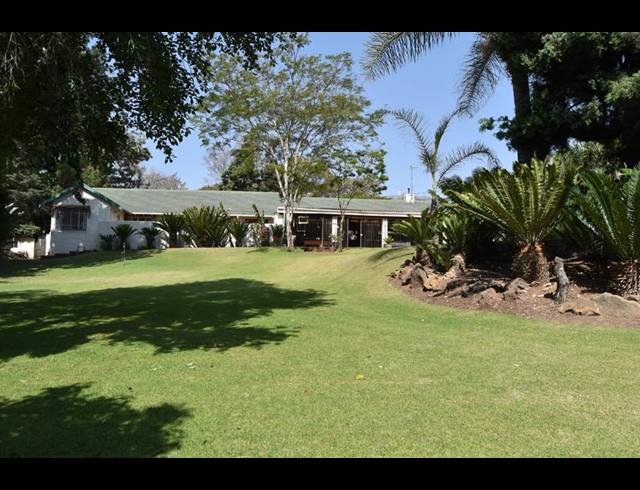 FARM FOR SALE IN BRYANSTON